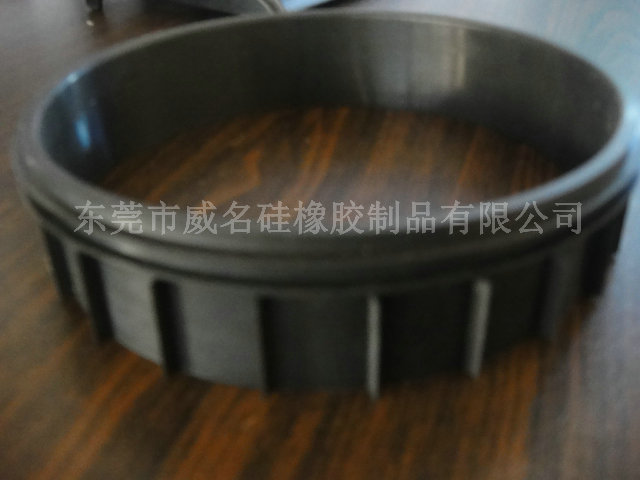 什么是導(dǎo)熱硅膠制品？